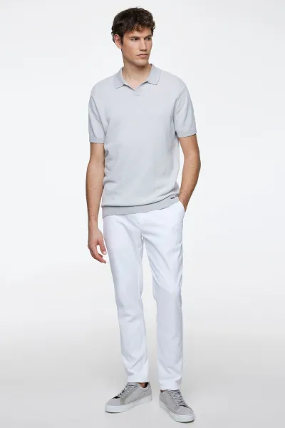 Polo no button