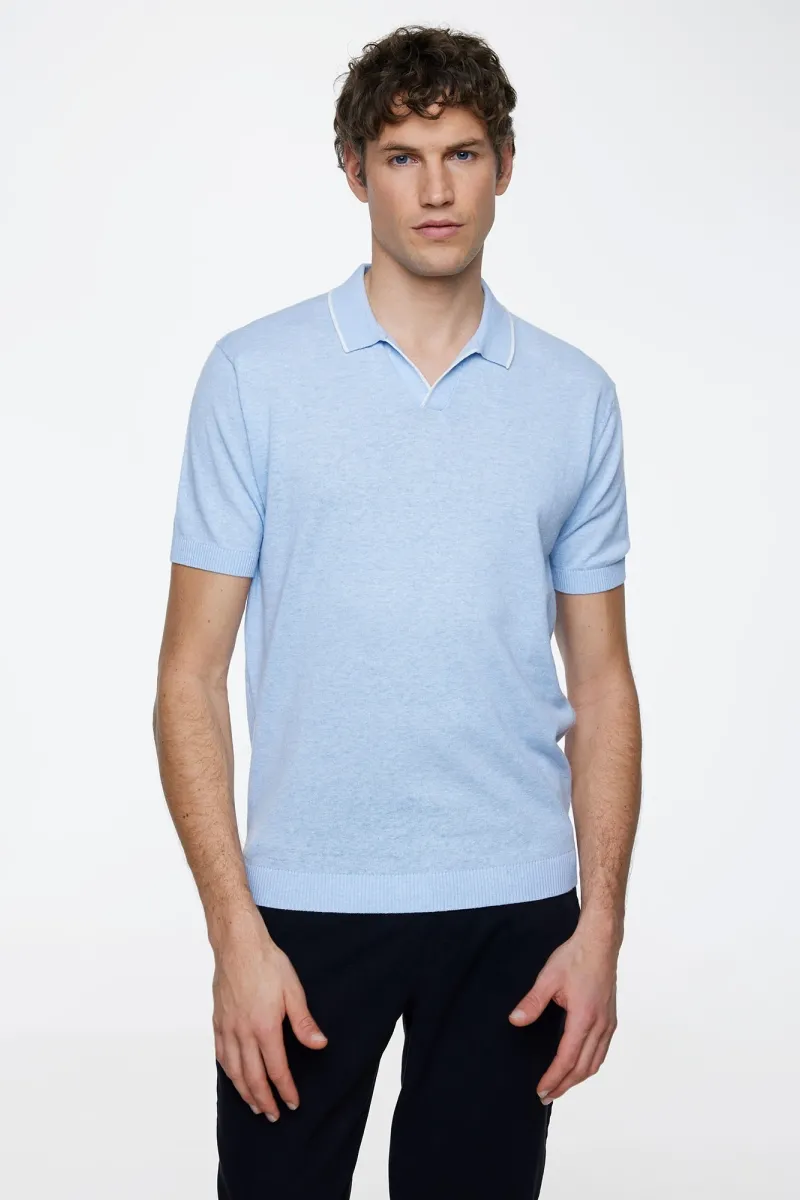 Polo no button