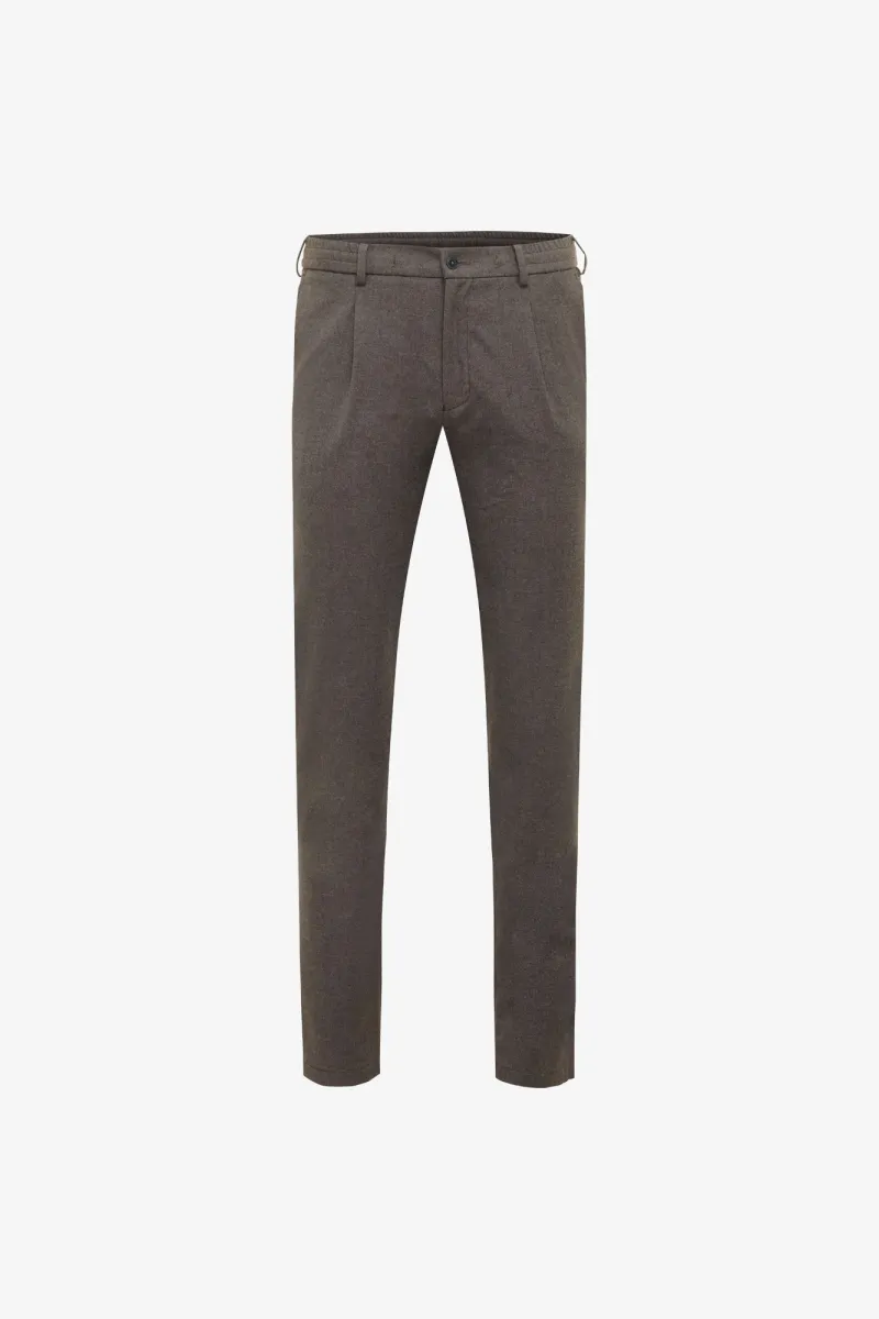 Pleated Trousers | Bruin
