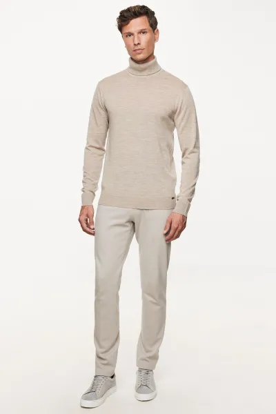 Roll Neck | Beige
