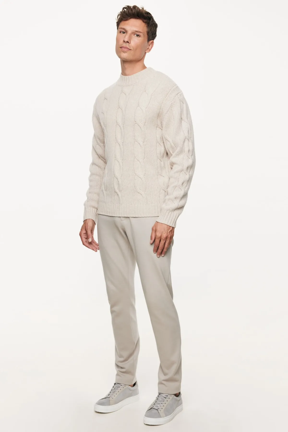 Cable Knit Turtle Neck | Beige