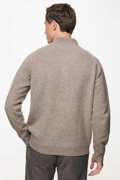 Relaxed Turtle Zip | Bruin