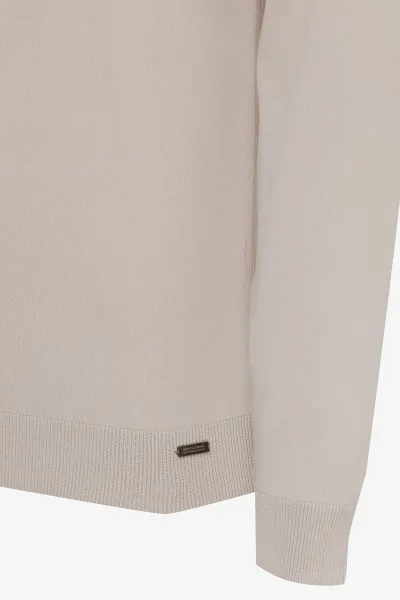 Round neck | Beige