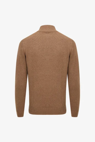 Buttoned Turtle Zip | Camel
