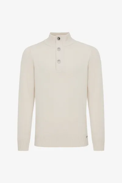 Buttoned Turtle Zip | Off White