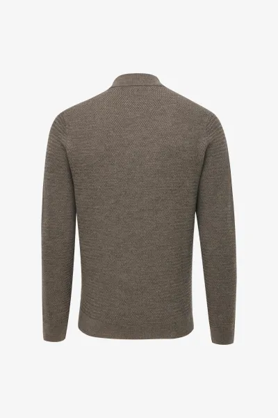 Structured Turtleneck | Bruin