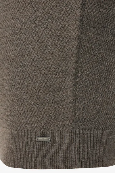 Structured Turtleneck | Bruin