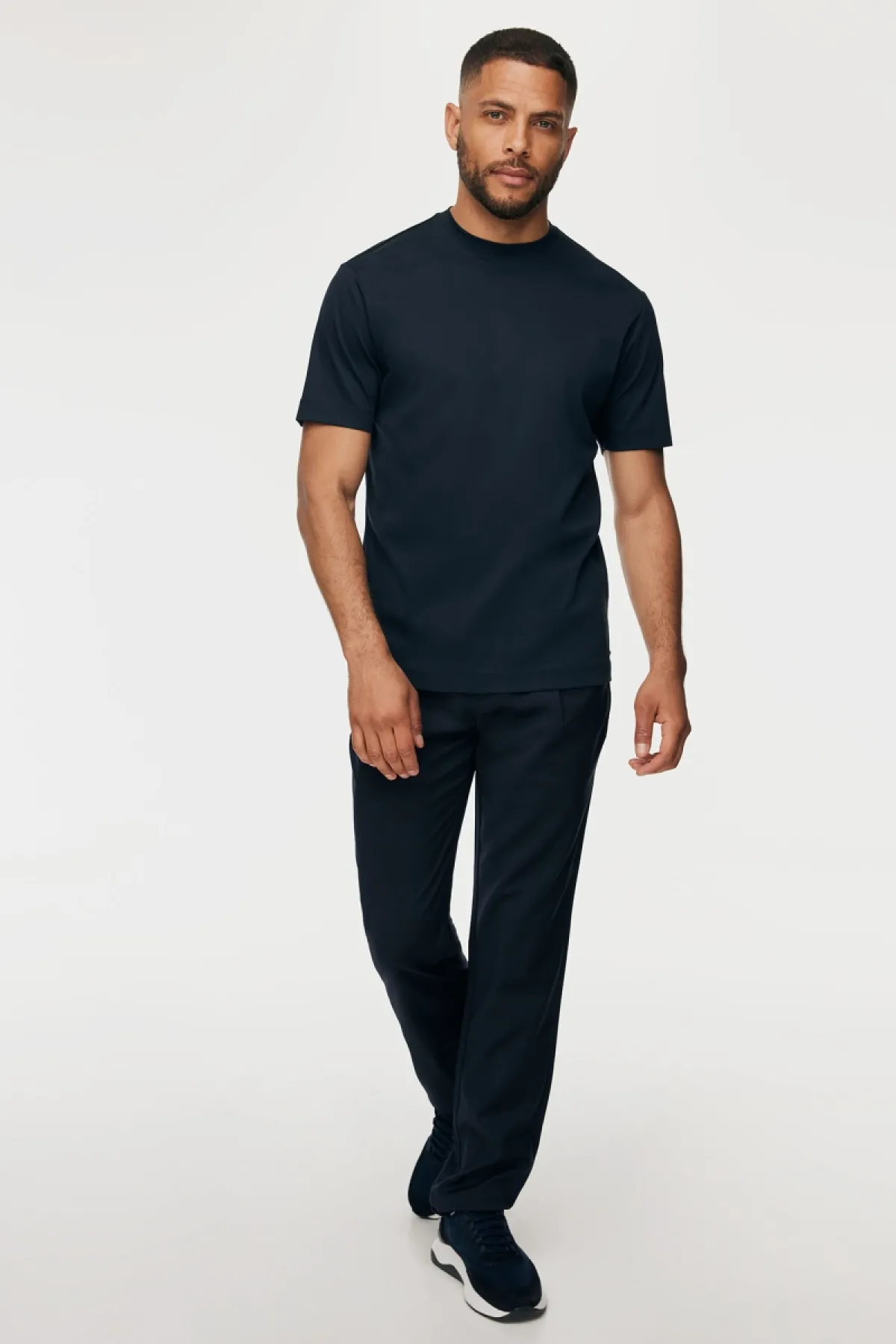 Essential T-shirt | Donkerblauw