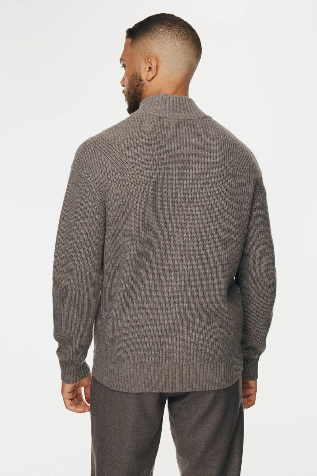 Turtle Zip Cardigan | Bruin
