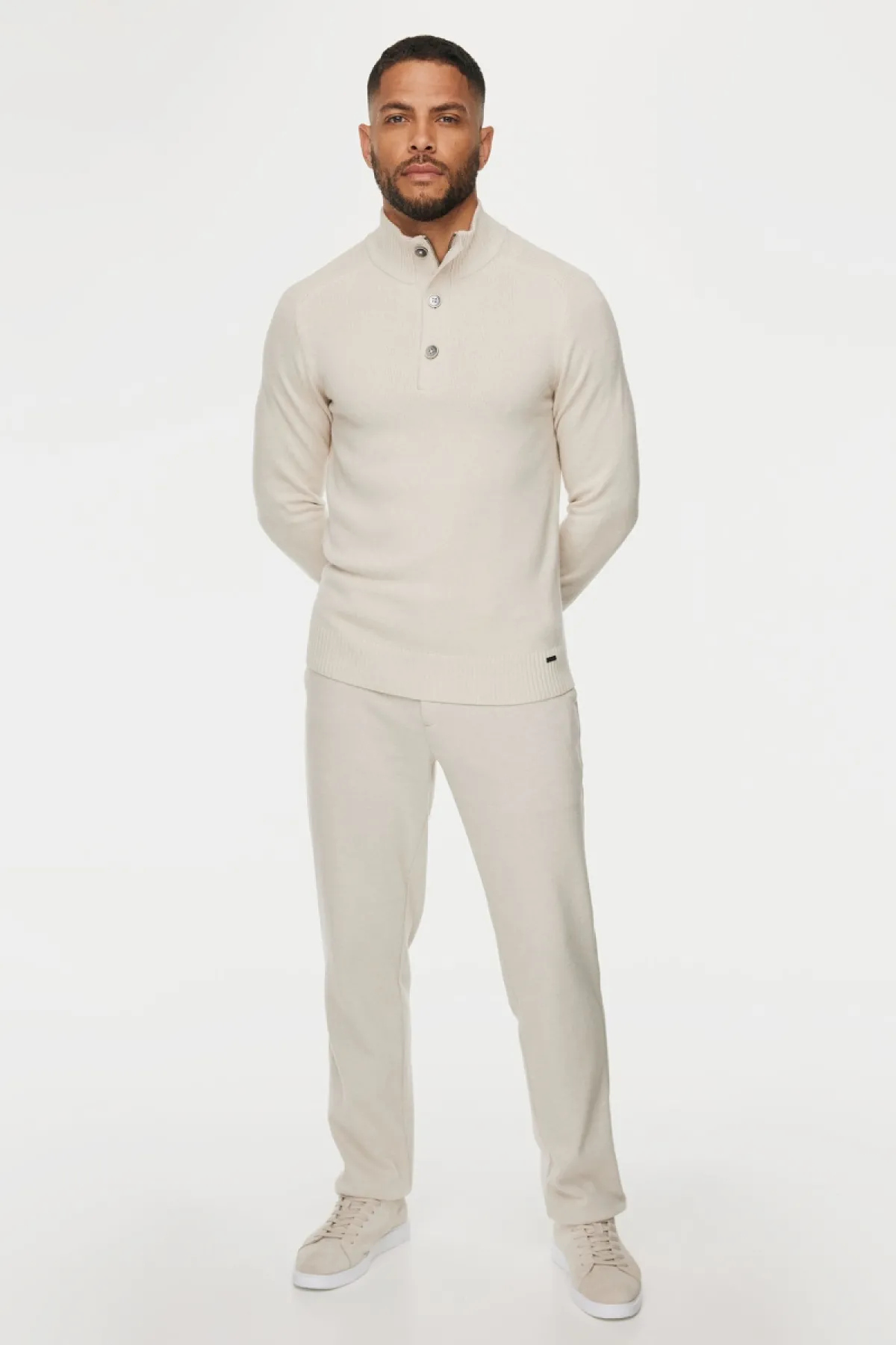 Buttoned Turtle Zip | Off White