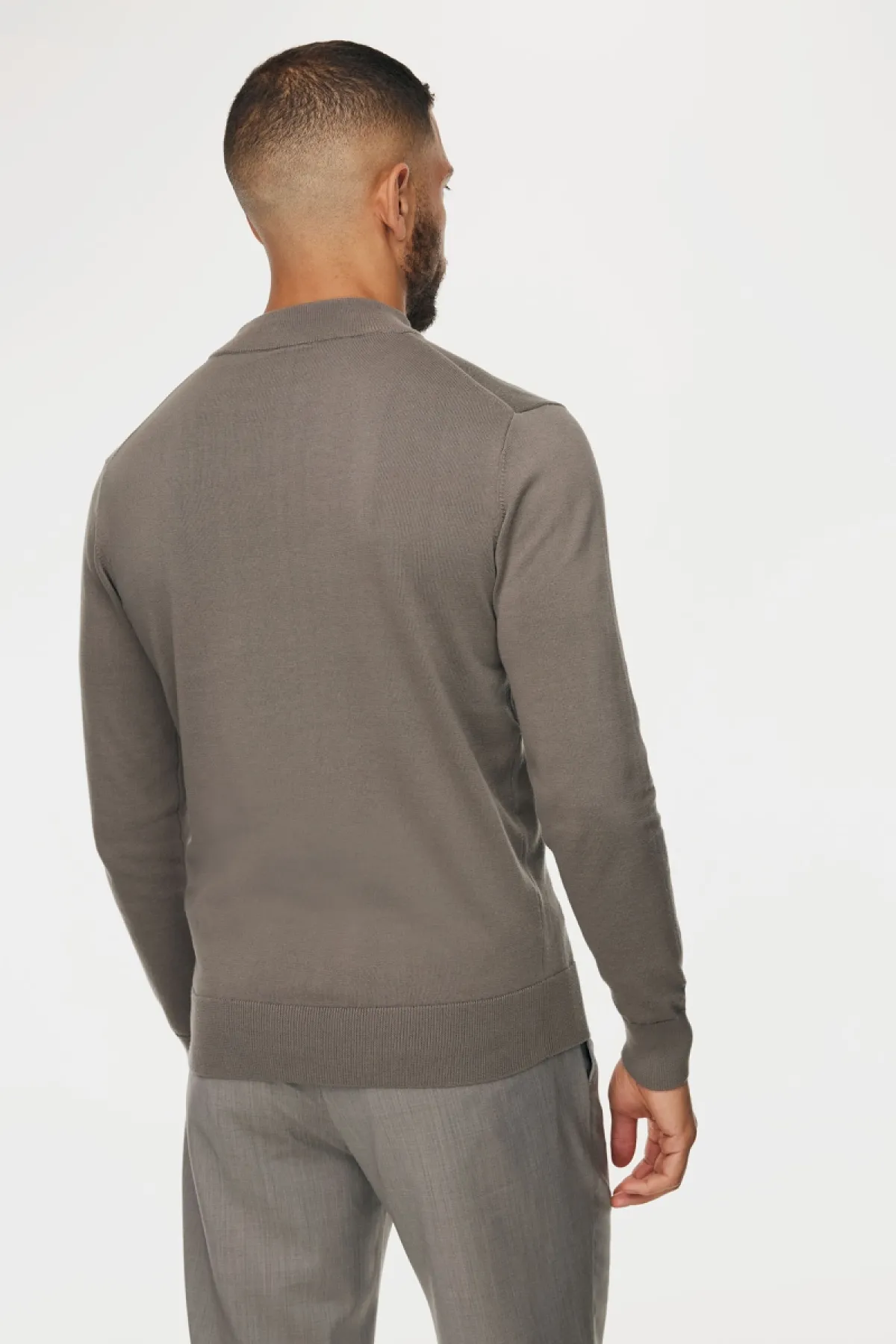 Turtle Neck | Taupe