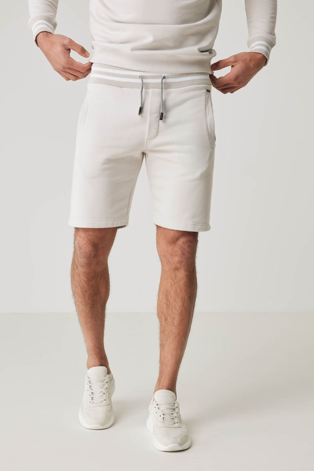 Sweat shorts beige