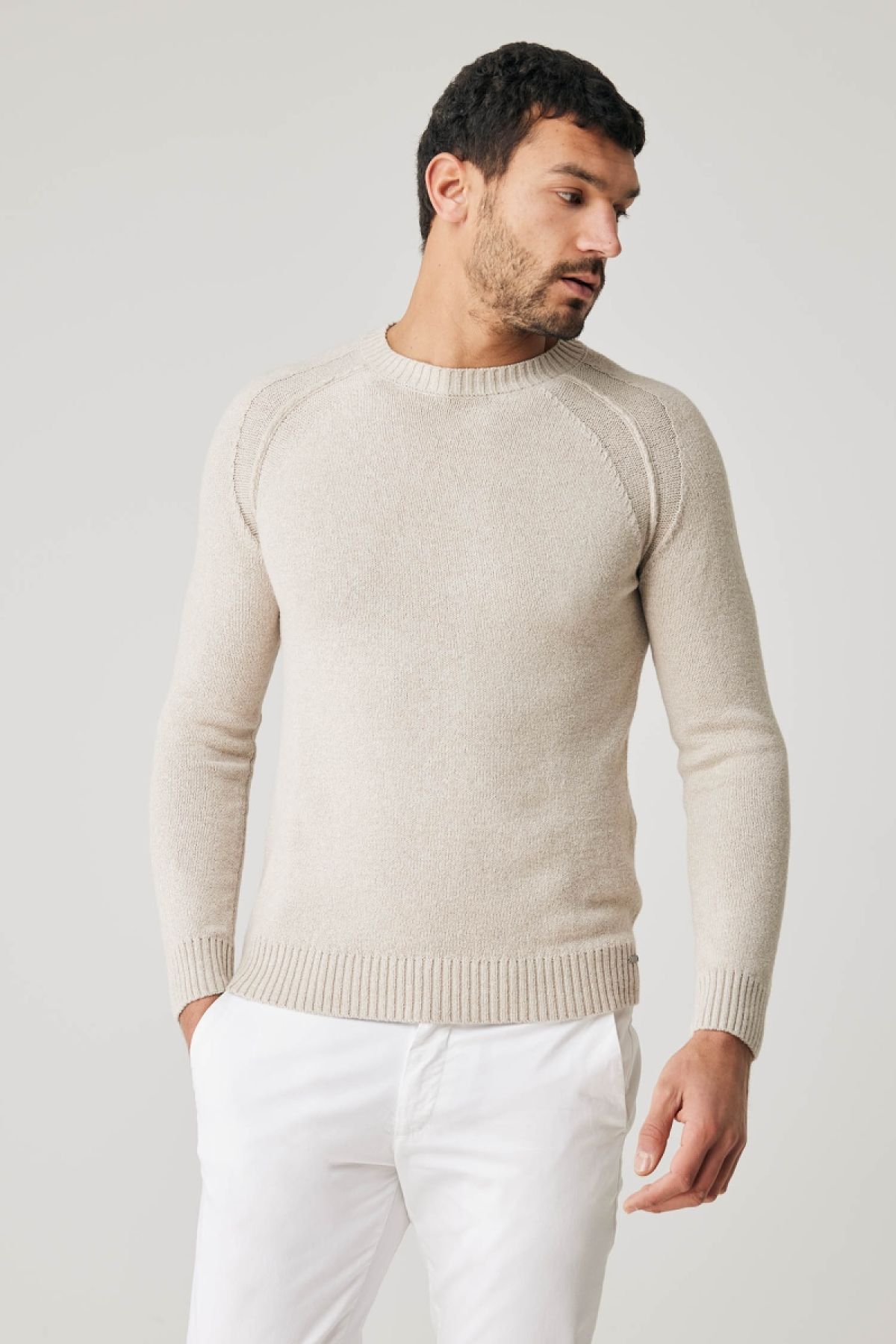 Beige trui ronde hals