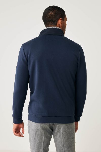 Donkerblauwe padded vest