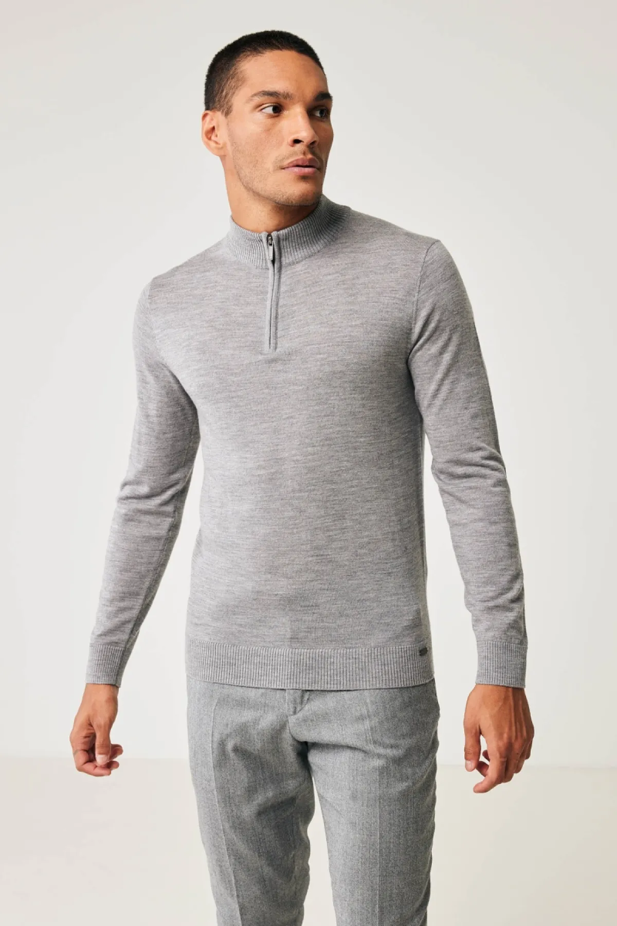 Lichtgrijze turtle zip merino wol