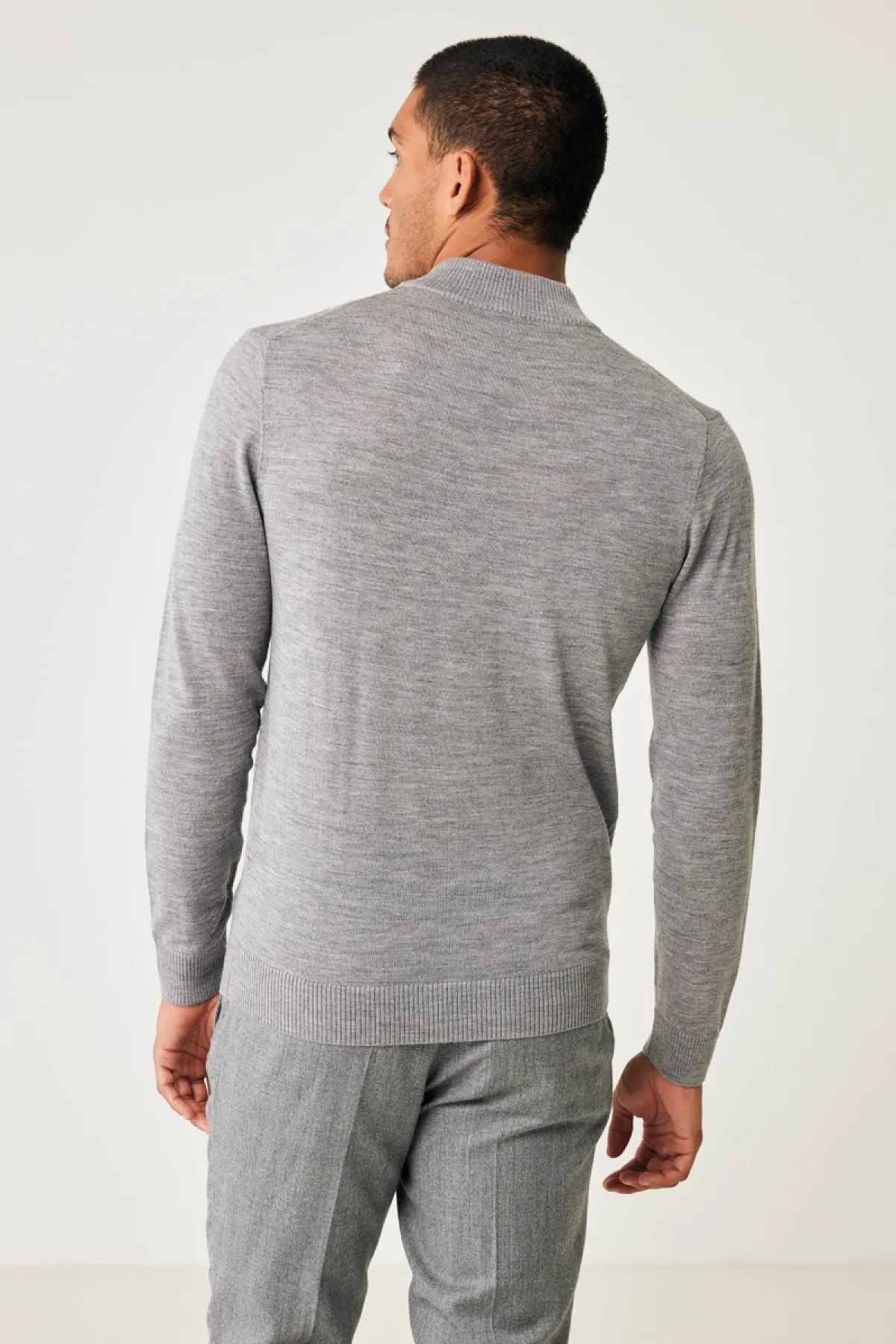 Lichtgrijze turtle zip merino wol