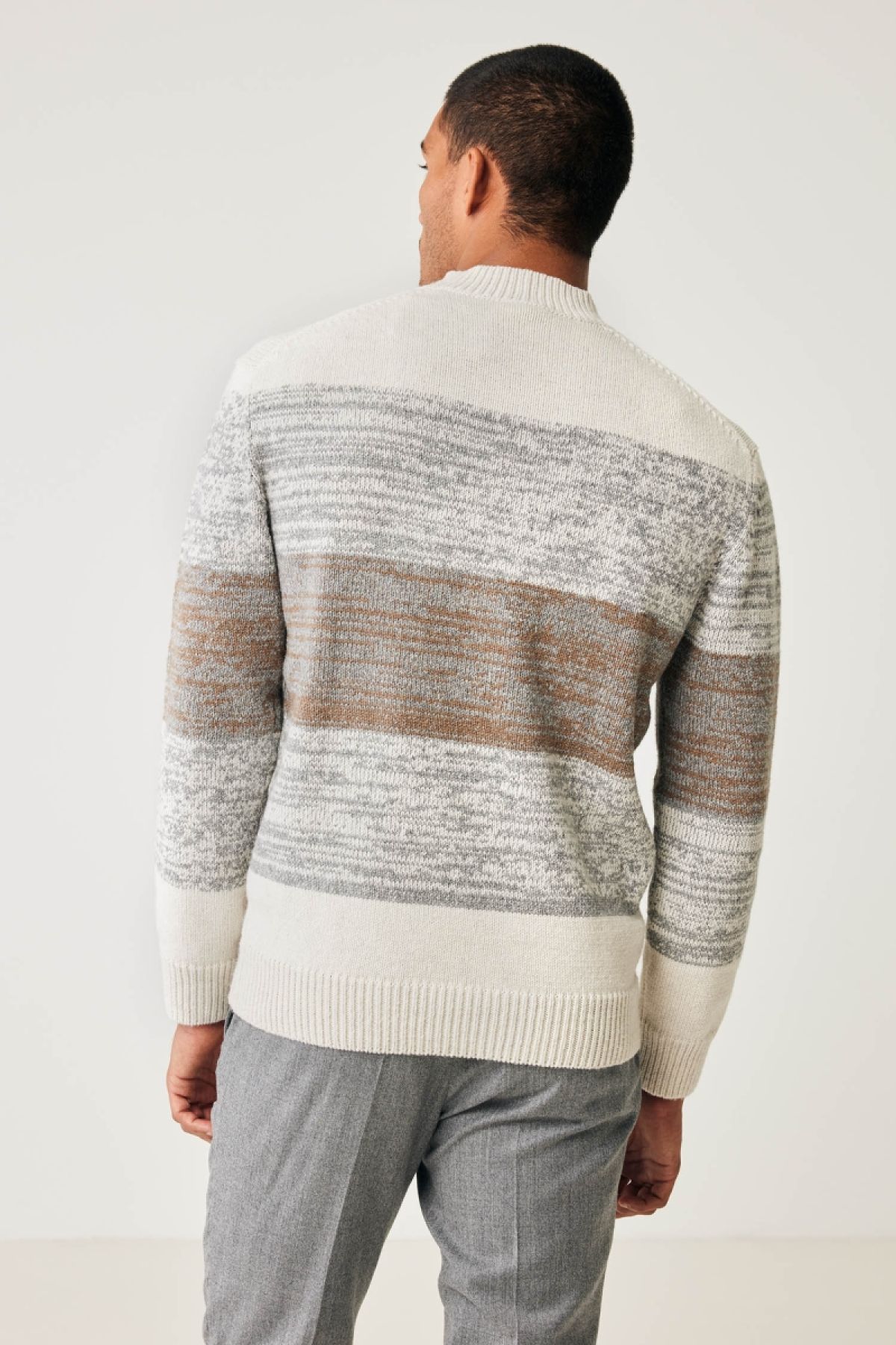 Off-white jacquard turtle
