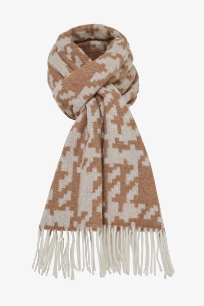 Camel/off white dessin shawl