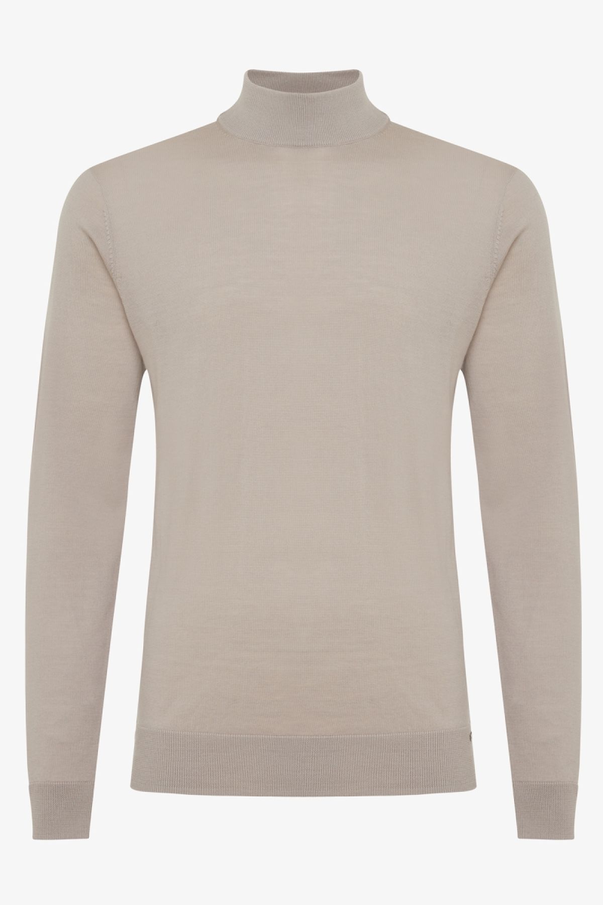 Beige merino turtle